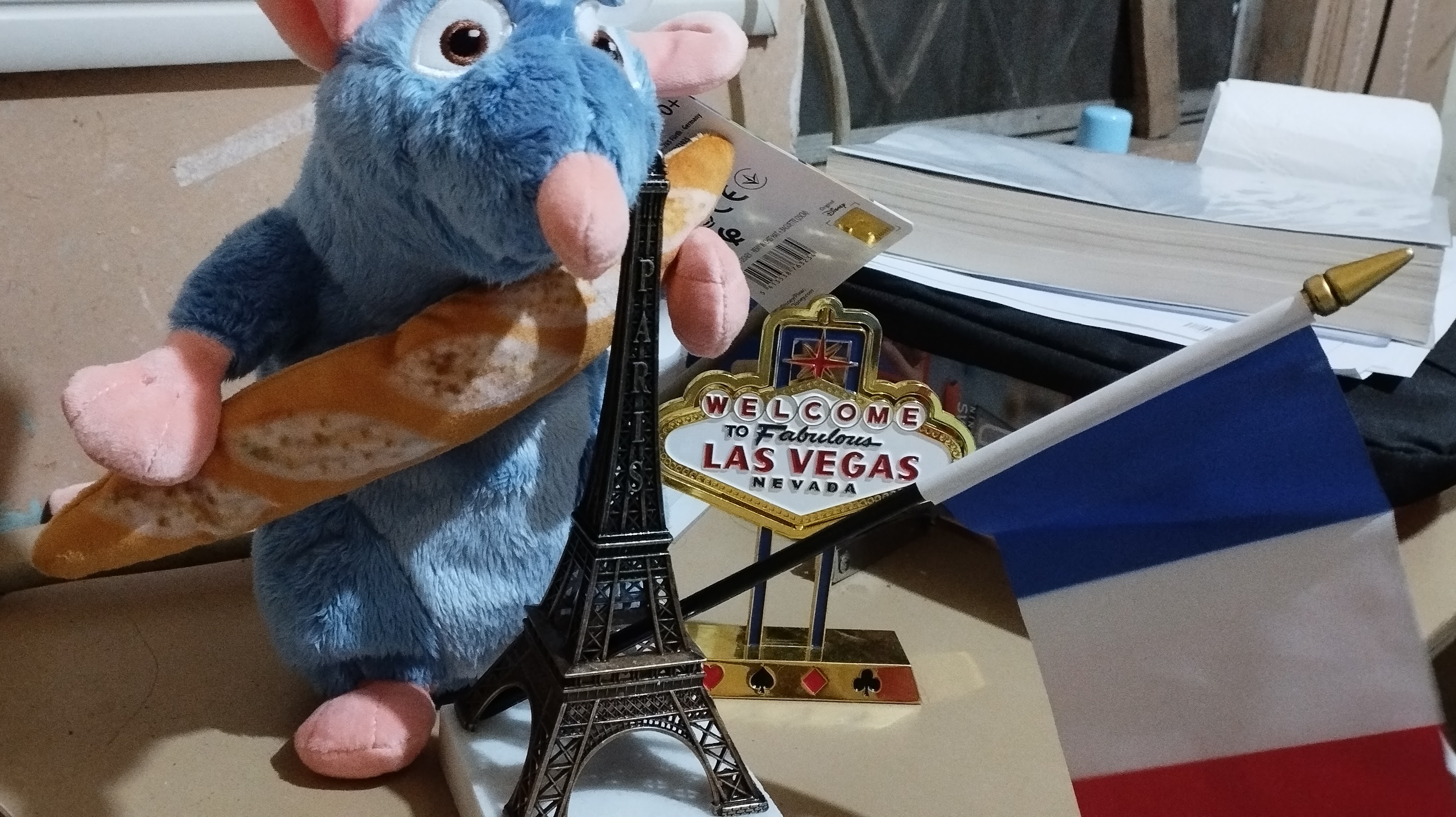 Remi, Eiffel, Vegas